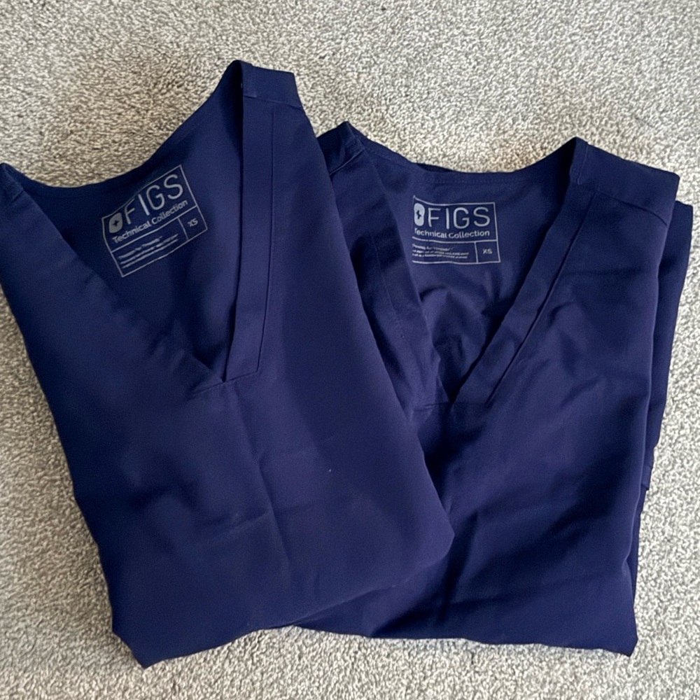 Figs Casma Navy Blue Scrub Top